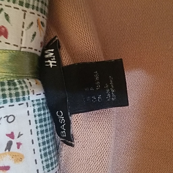 H&M dusty salmon colored cardigan - Picture 4 of 7